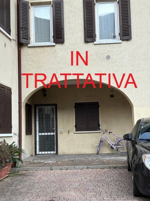 appartamento in vendita a Caino