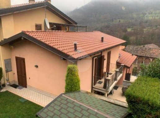 appartamento in vendita a Caino