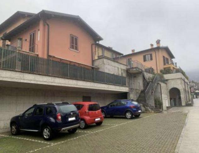 appartamento in vendita a Caino