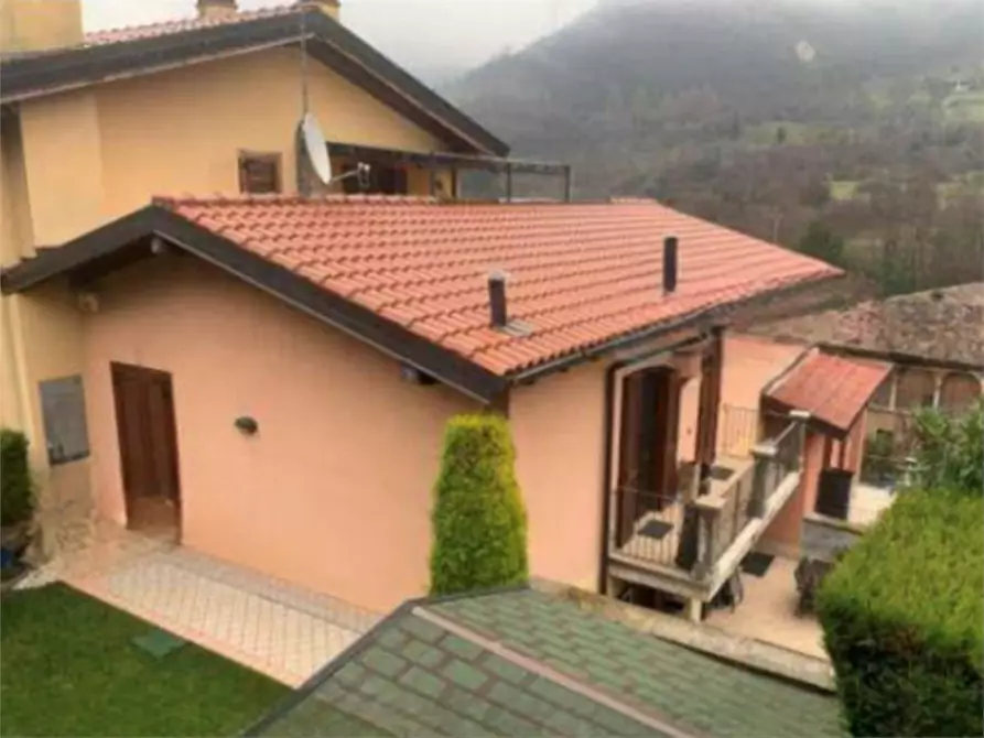 appartamento in vendita a Caino