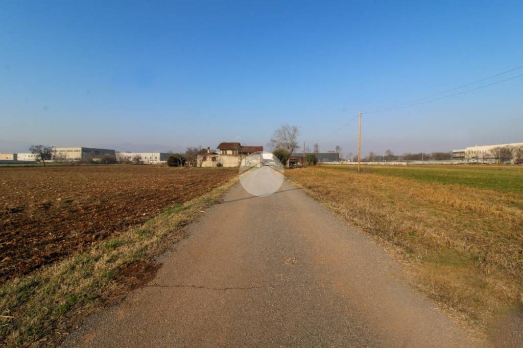 appartamento in vendita a Calcinato in zona Calcinatello