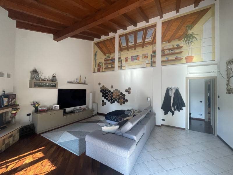 casa indipendente in vendita a Calcinato