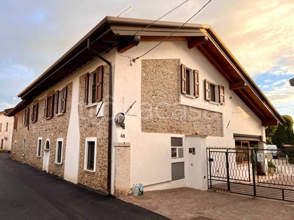 casa indipendente in vendita a Calcinato in zona Calcinatello