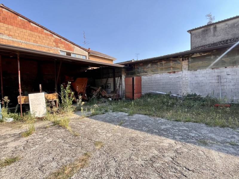 casa indipendente in vendita a Calcinato