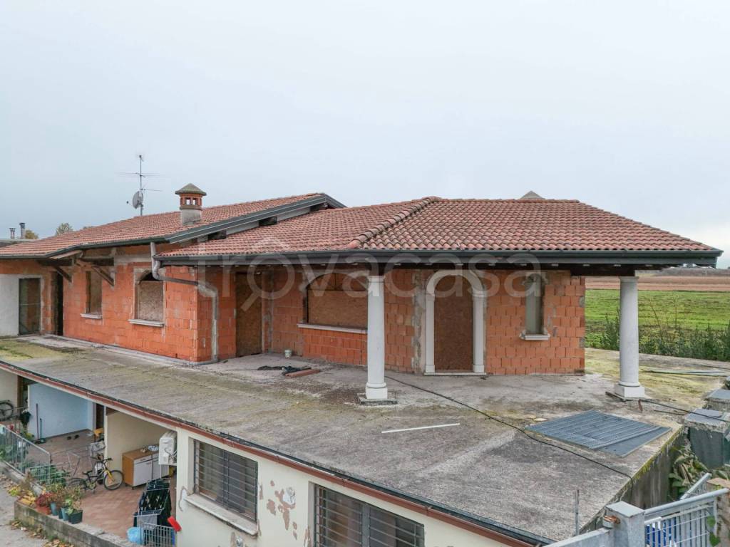 villa in vendita a Calcinato