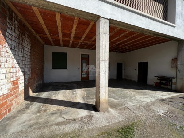 casa indipendente in vendita a Calcinato