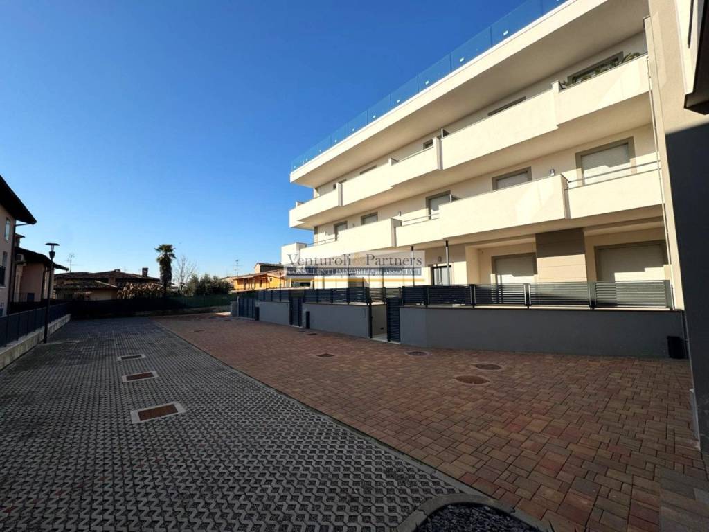 appartamento in vendita a Calcinato