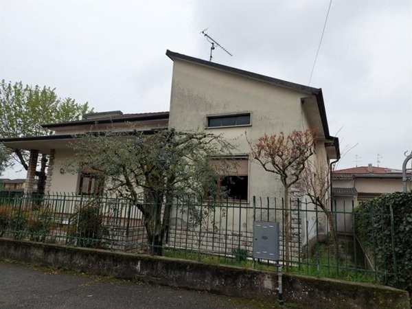 casa indipendente in vendita a Calcinato in zona Ponte San Marco