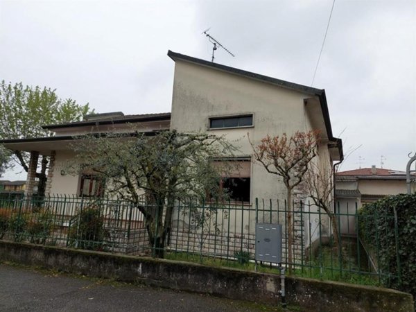 casa indipendente in vendita a Calcinato in zona Ponte San Marco