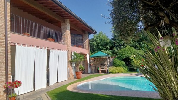casa indipendente in vendita a Calcinato