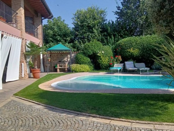 casa indipendente in vendita a Calcinato