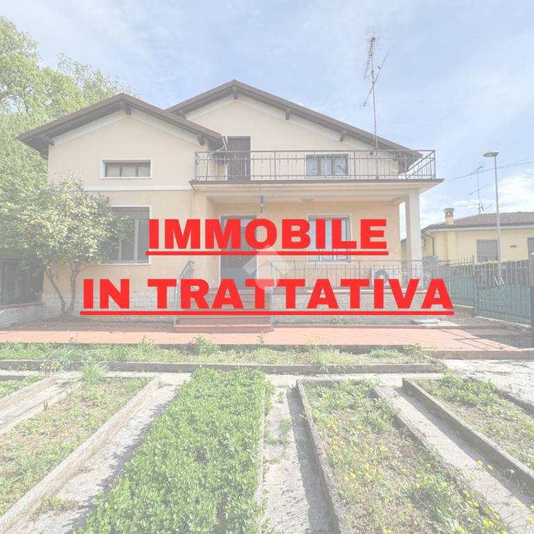 casa indipendente in vendita a Calcinato