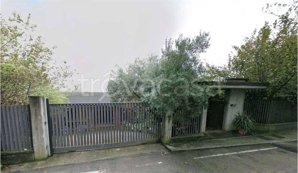 casa indipendente in vendita a Calcinato