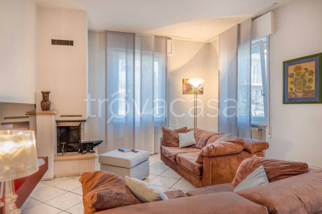 casa indipendente in vendita a Calcinato