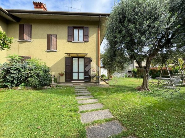 casa indipendente in vendita a Calcinato