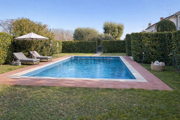 casa indipendente in vendita a Calcinato