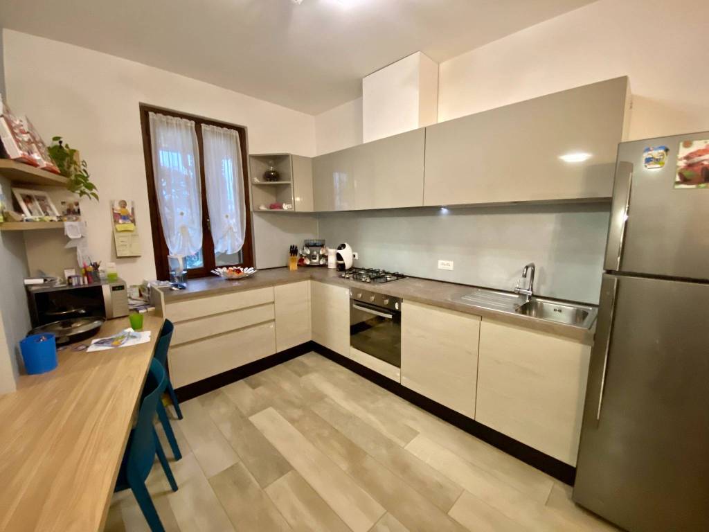 casa indipendente in vendita a Calcinato