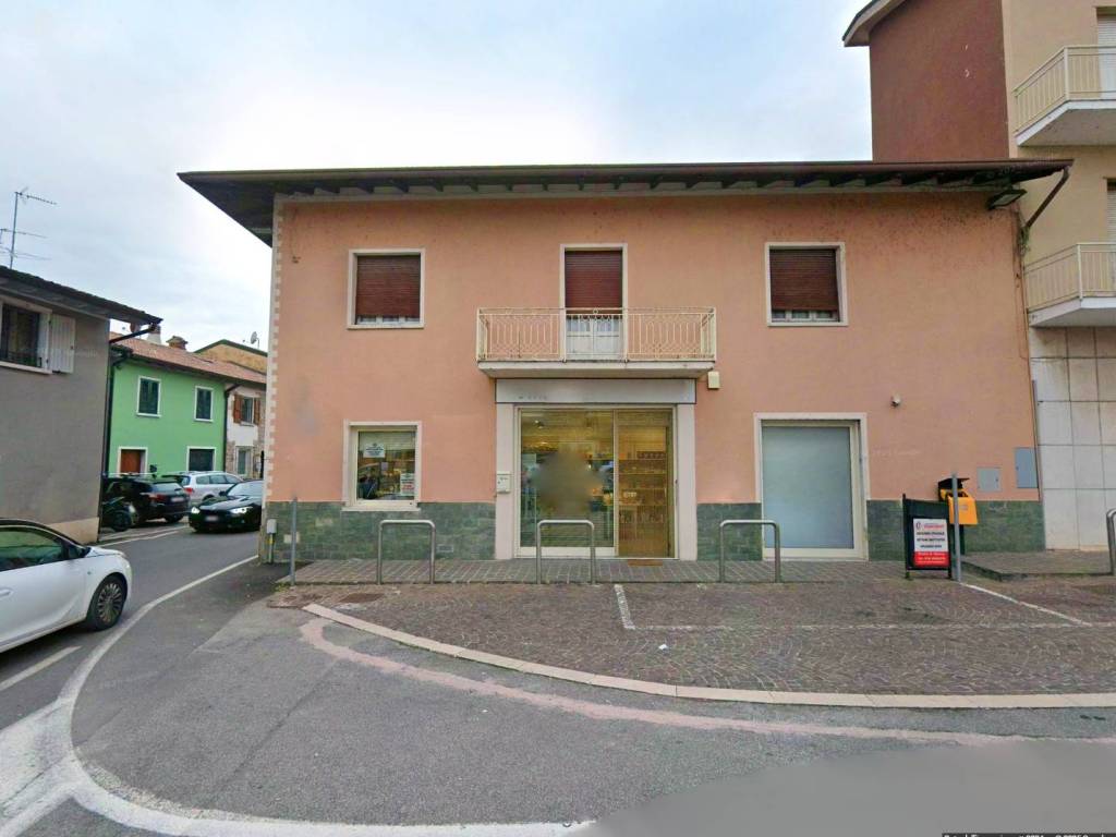casa indipendente in vendita a Calcinato in zona Calcinatello