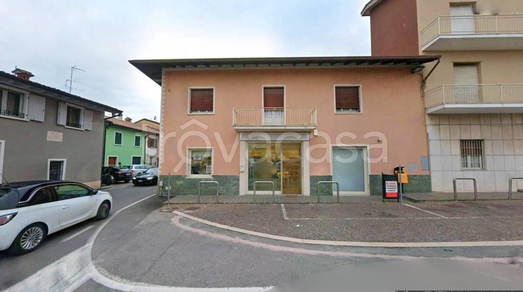 casa indipendente in vendita a Calcinato in zona Calcinatello