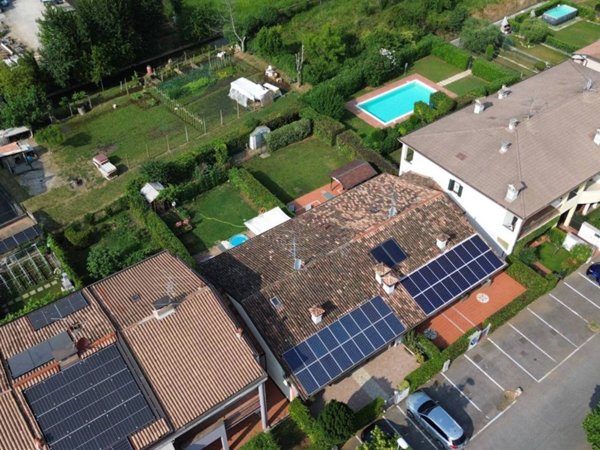 casa indipendente in vendita a Calcinato