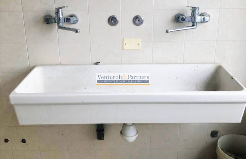 negozio in vendita a Calcinato