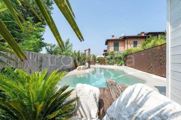 casa indipendente in vendita a Calcinato