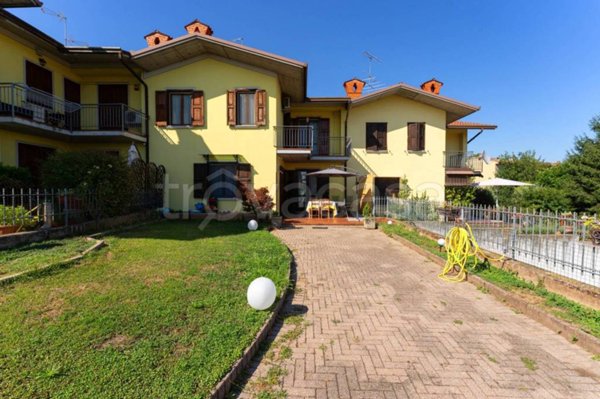 casa indipendente in vendita a Calcinato