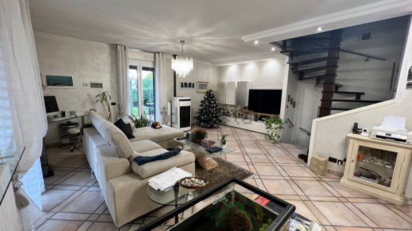 casa indipendente in vendita a Calcinato in zona Ponte San Marco