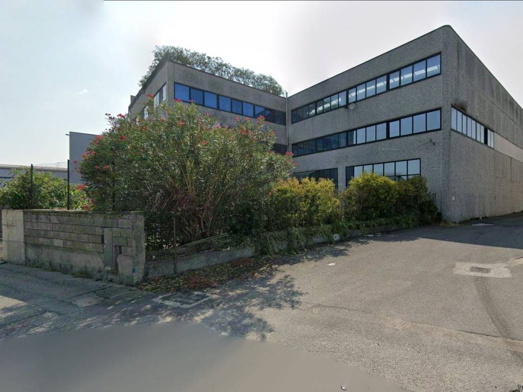 locale commerciale in vendita a Calcinato