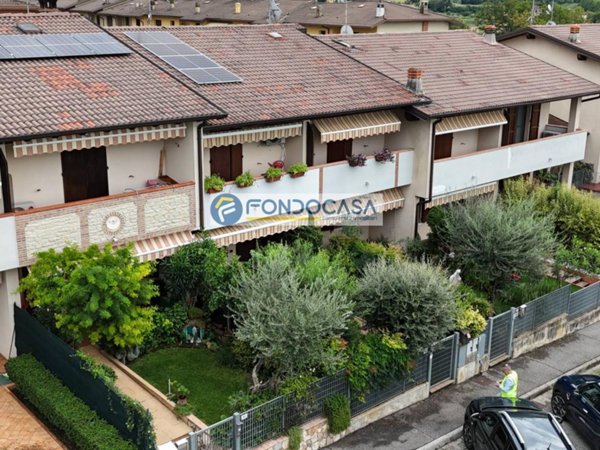 casa indipendente in vendita a Calcinato in zona Ponte San Marco