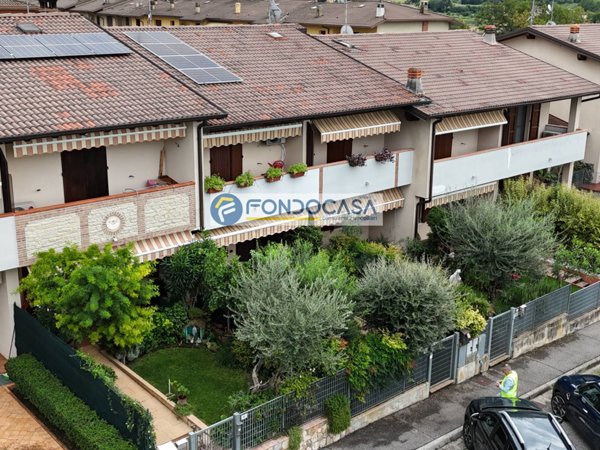 casa indipendente in vendita a Calcinato in zona Ponte San Marco