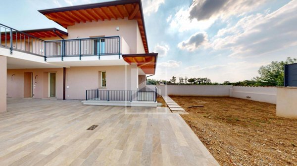 casa indipendente in vendita a Calcinato