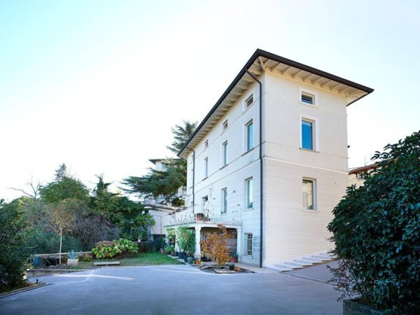 casa indipendente in vendita a Calcinato