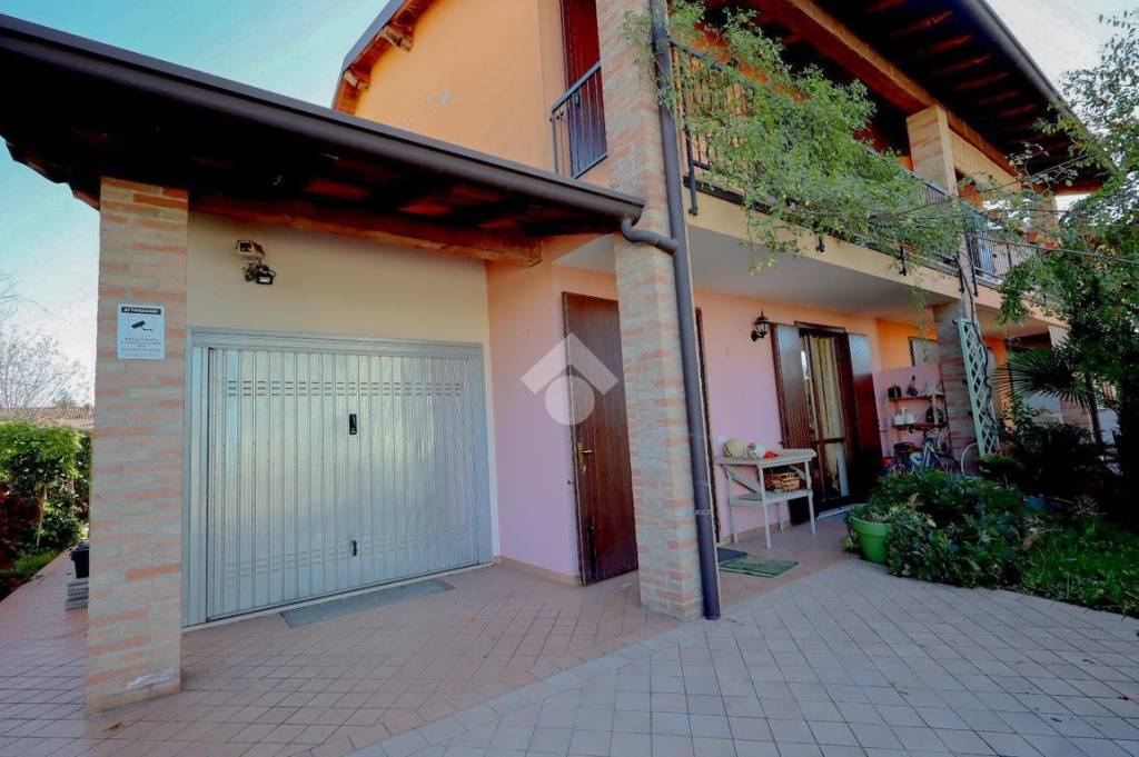 casa indipendente in vendita a Calcinato in zona Ponte San Marco