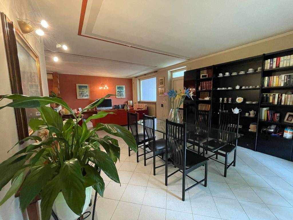 casa indipendente in vendita a Calcinato