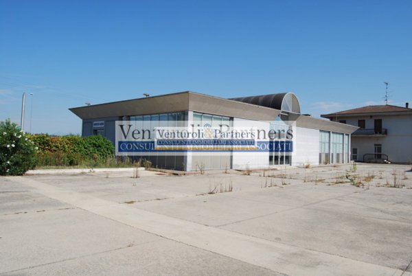 capannone in vendita a Calcinato