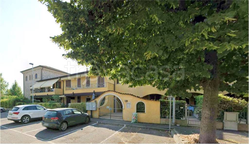 locale commerciale in vendita a Calcinato