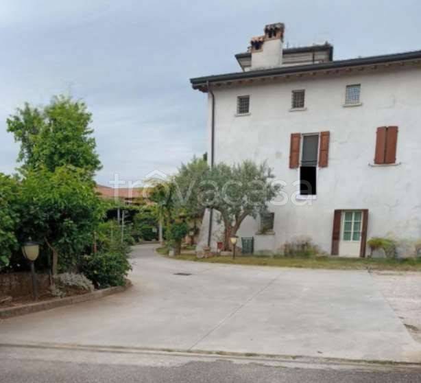 negozio in vendita a Calcinato