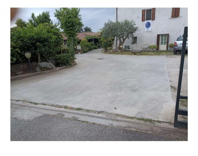 locale commerciale in vendita a Calcinato