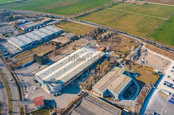 capannone in vendita a Calcinato