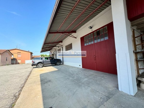 locale commerciale in vendita a Calcinato in zona Ponte San Marco