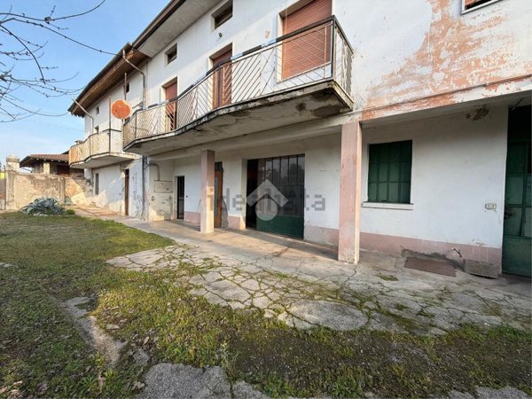 appartamento in vendita a Calcinato in zona Calcinatello