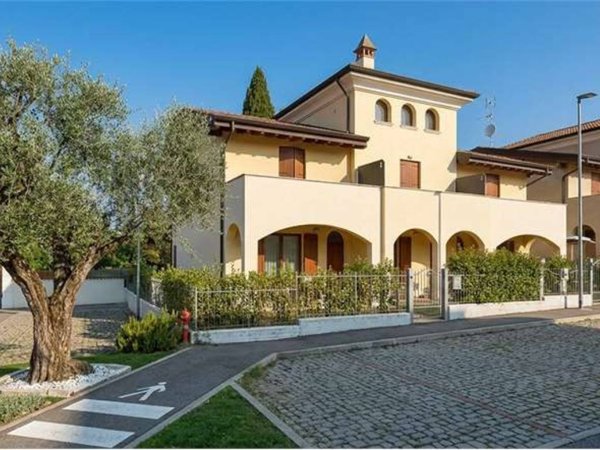 casa indipendente in vendita a Calcinato