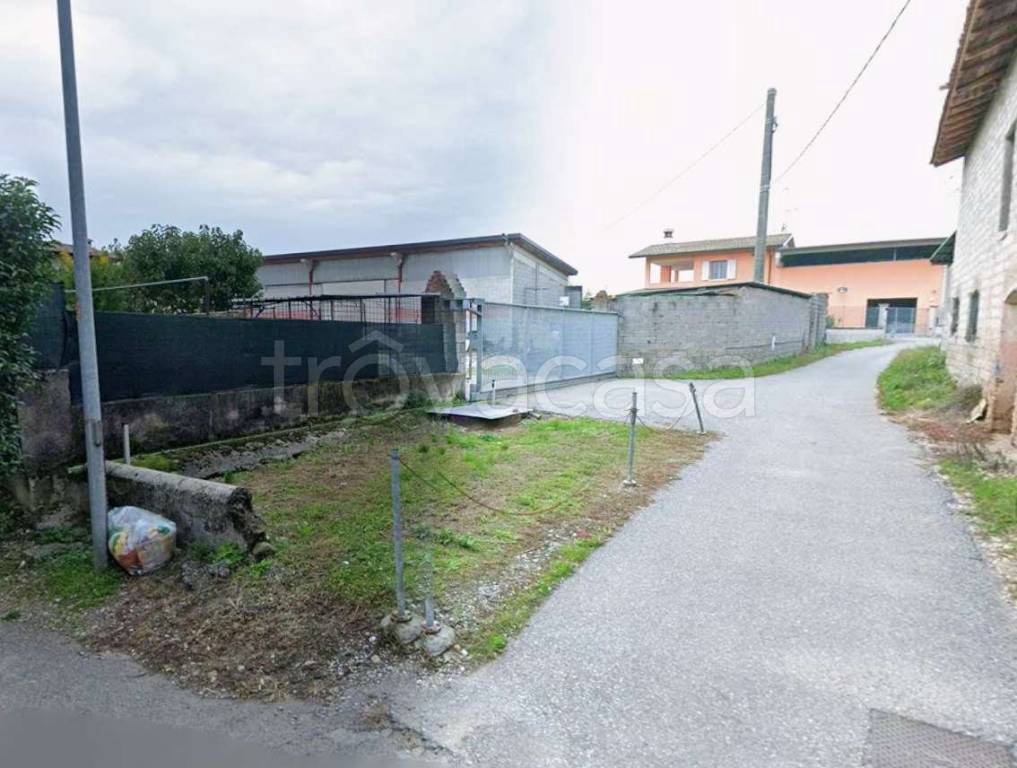 locale commerciale in vendita a Calcinato