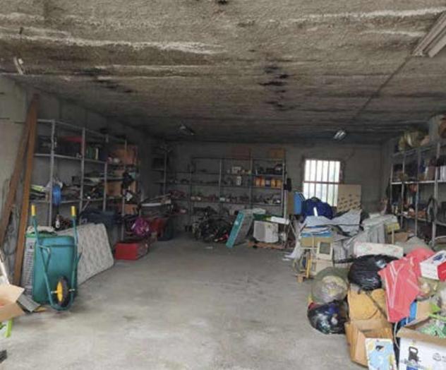 locale commerciale in vendita a Calcinato in zona Calcinatello