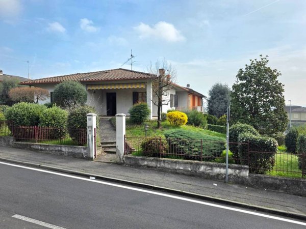 casa indipendente in vendita a Calcinato in zona Ponte San Marco