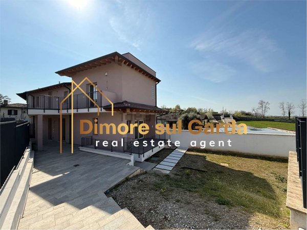 casa indipendente in vendita a Calcinato