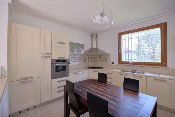 casa indipendente in vendita a Calcinato