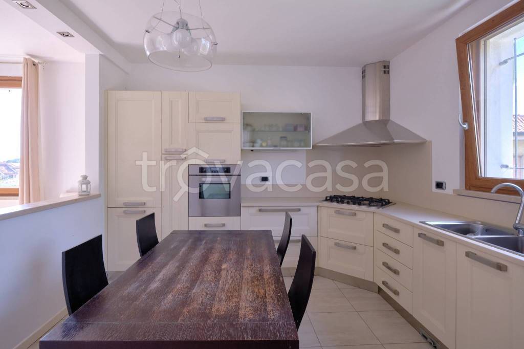 casa indipendente in vendita a Calcinato