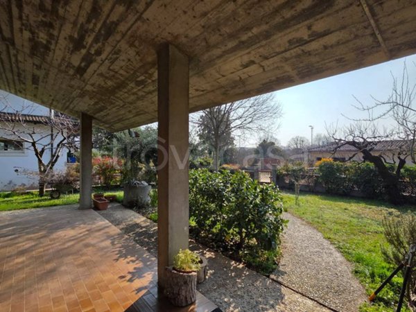 casa indipendente in vendita a Calcinato